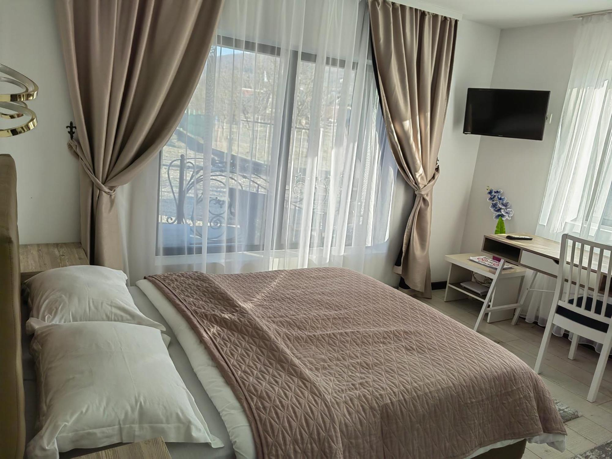 Hotel Casa Boila Bîrsana Zewnętrze zdjęcie